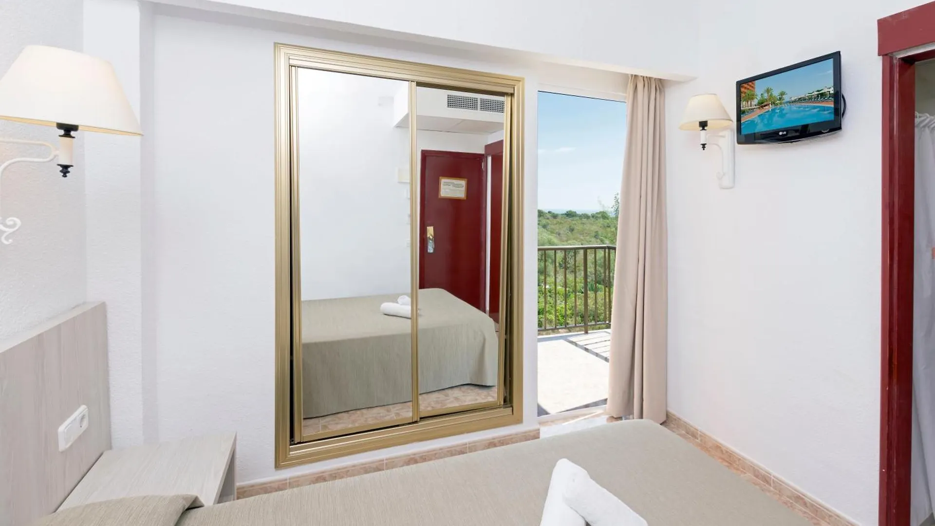 Hsm Canarios Park Calas de Mallorca