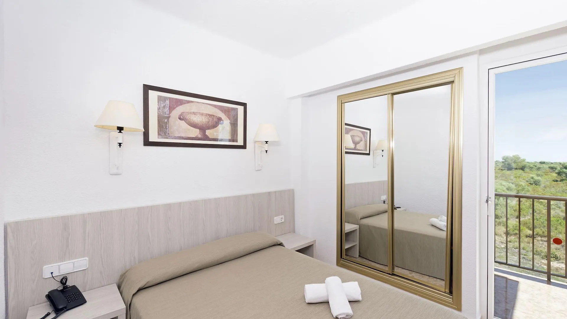 Hotel Hsm Canarios Park Calas de Mallorca